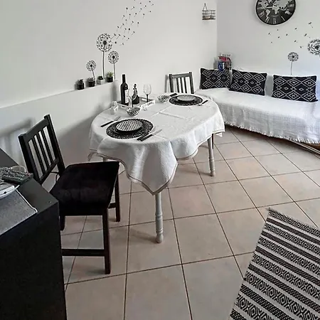 Apartmán 1 Bedroom Gorgeous In